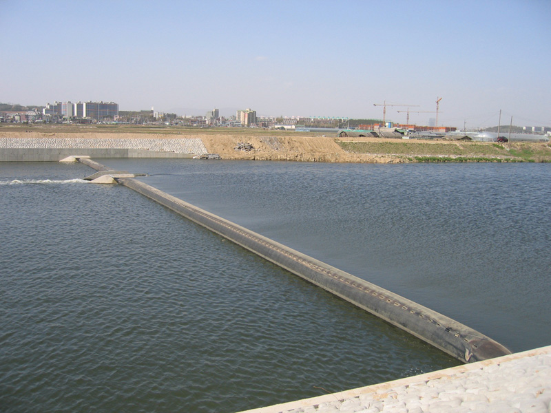 Proyek Pemeliharaan Air Dengan Bendungan Air Sungai Karet Tiup Udara Harga Bagus 