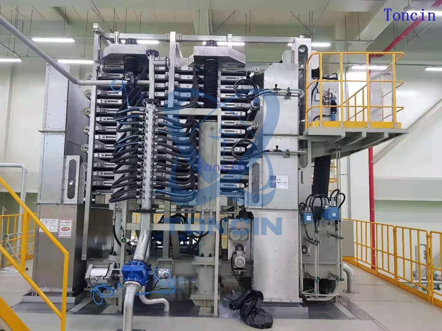 Yang menghasilkan kue filter kering: tekan filter vertikal atau tekan filter horizontal?
