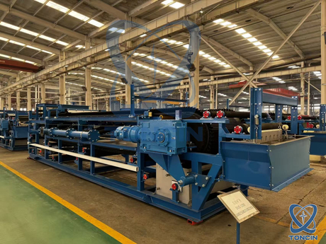 Filter Sabuk Vakum Horisontal TONCIN DU – Pengeringan Produktivitas Tinggi dan Pencucian Kue